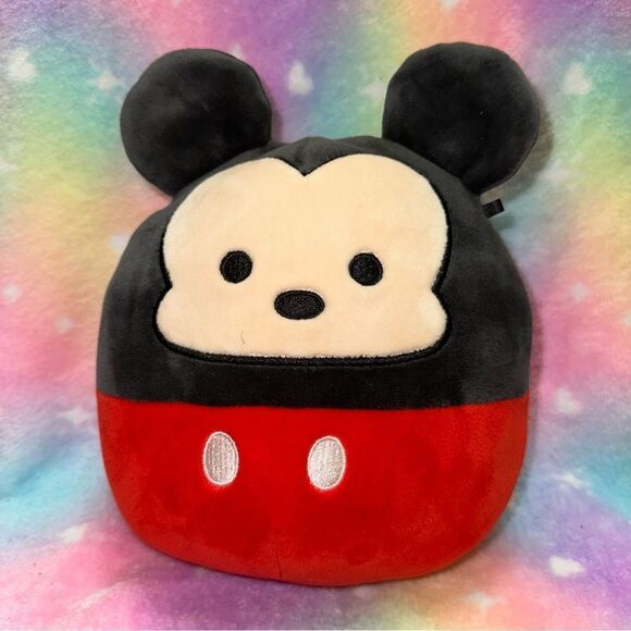 Disney Squishmallows Mickey Mouse plush Toy - Picture 1 of 8
